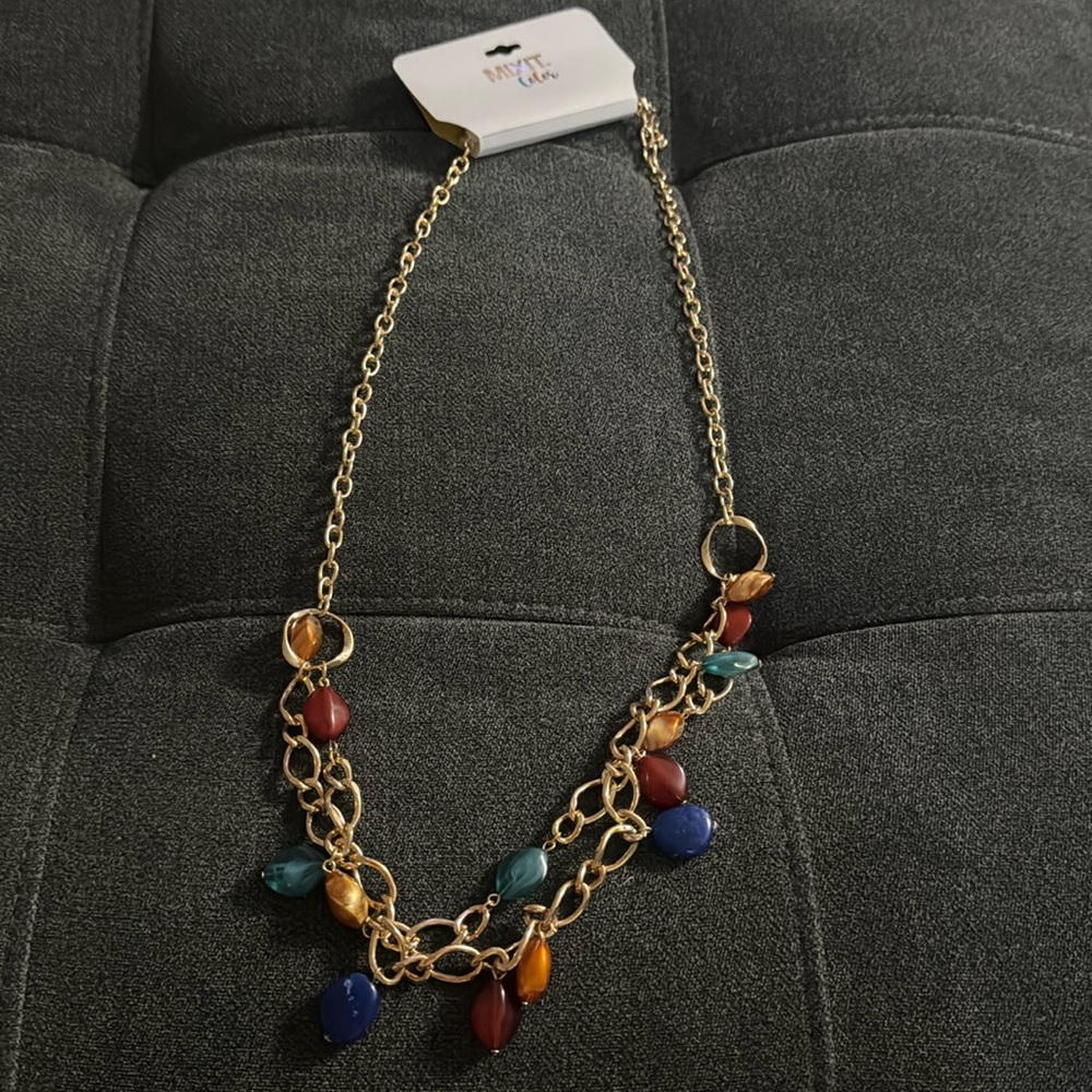 NWT trendy fun necklace by MIXIT color in gold tone